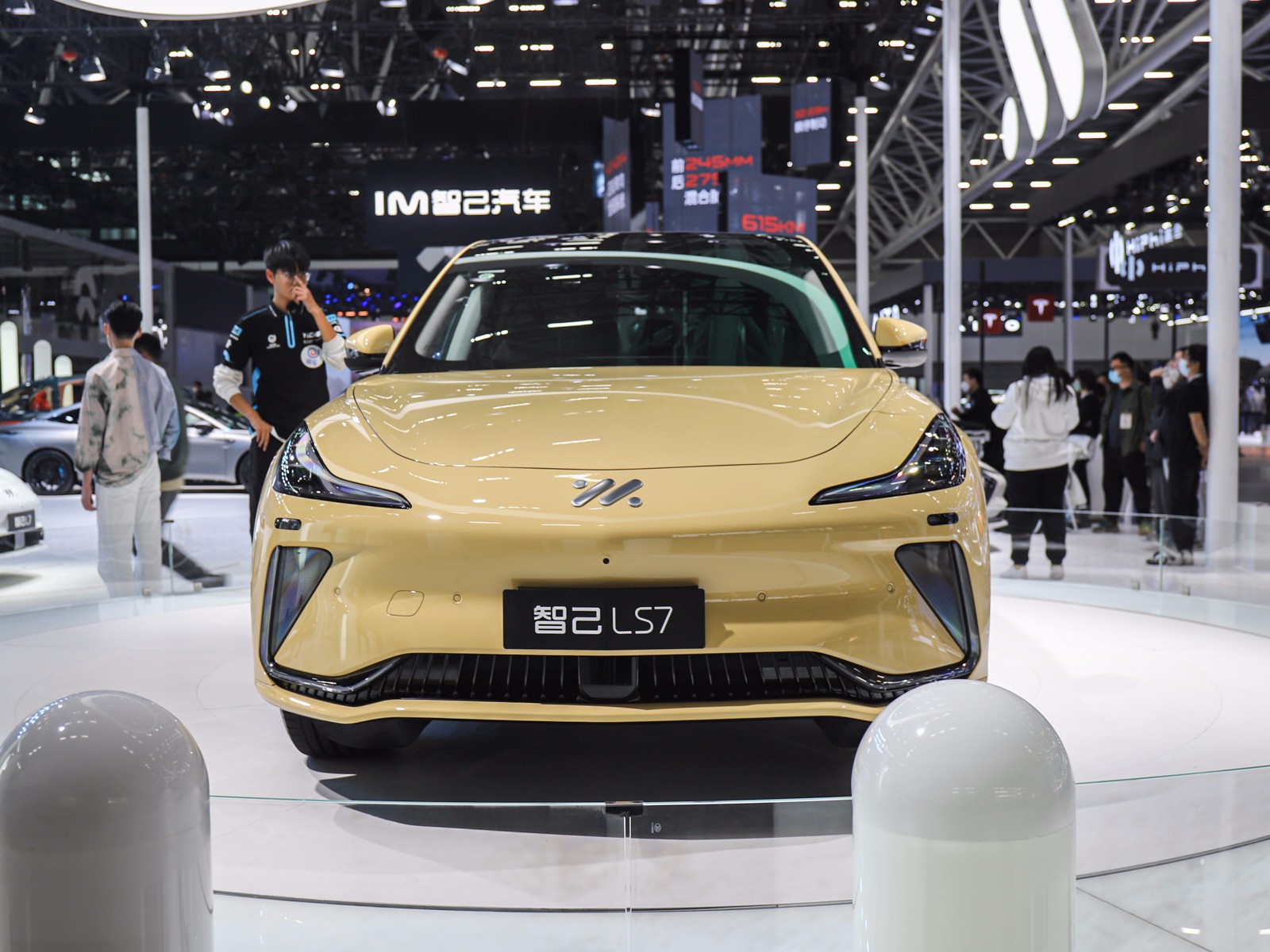 智己LS7車展高清大圖