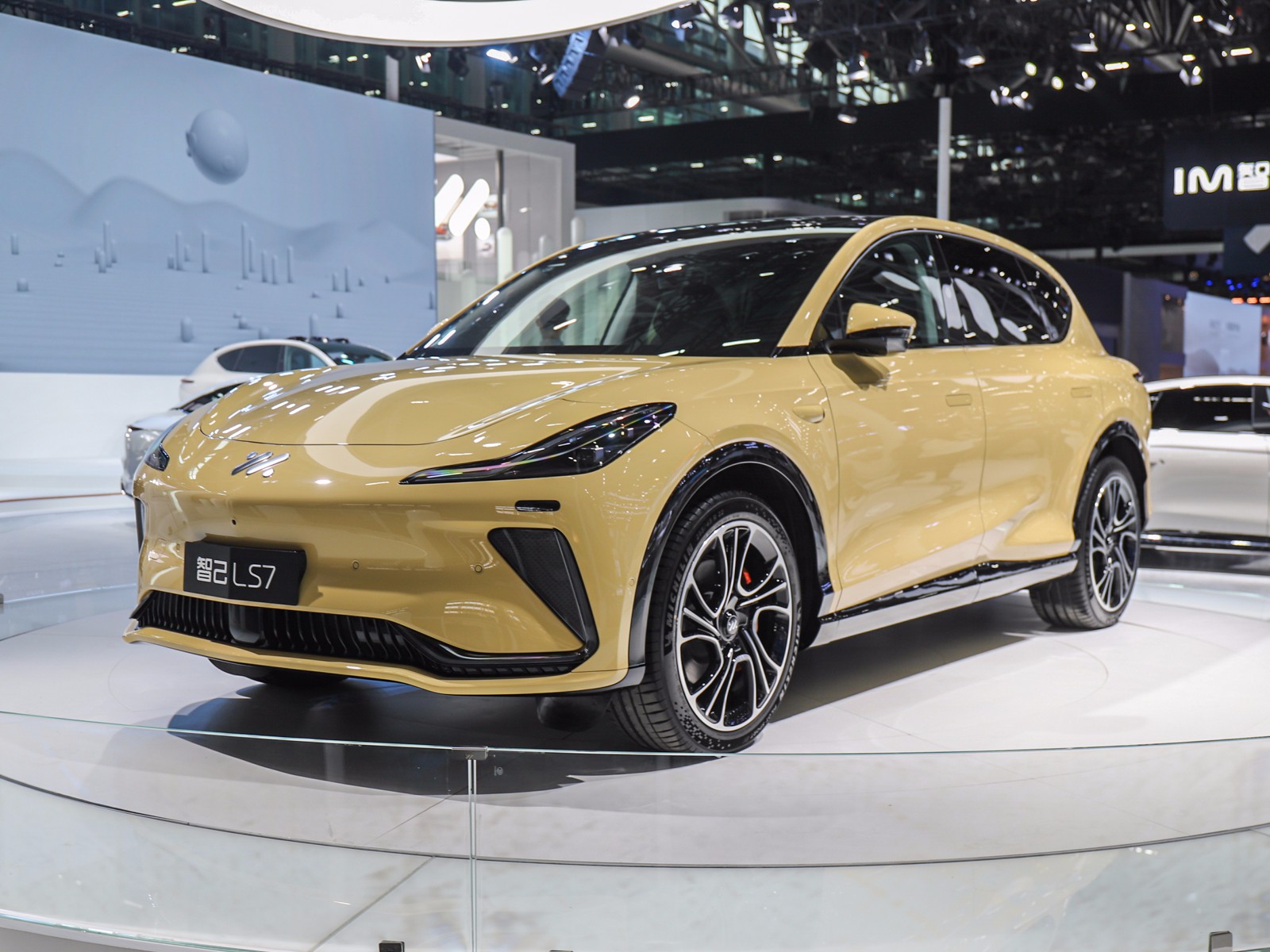 智己LS7車展高清大圖