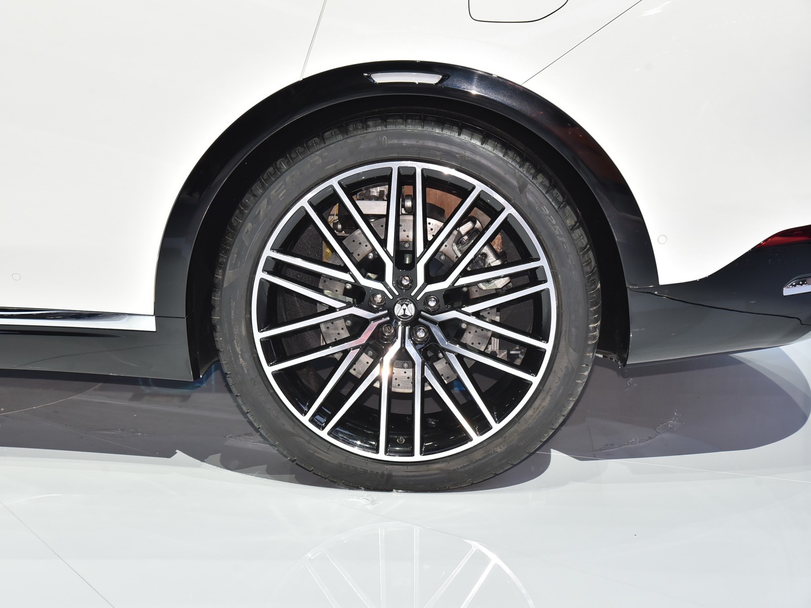 遠(yuǎn)航H8車展高清大圖