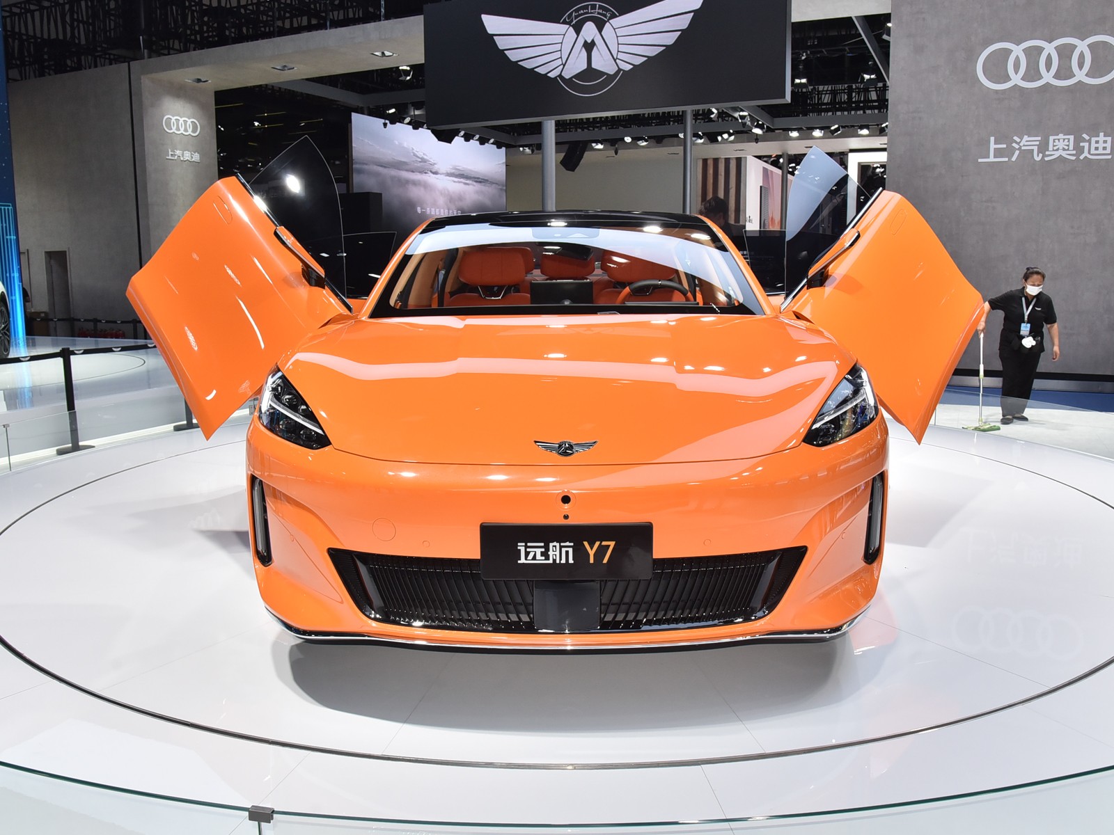 遠(yuǎn)航Y(jié)7車展高清大圖