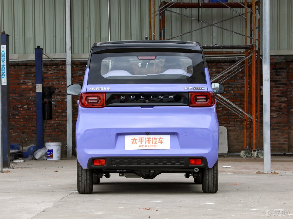 黑色+薰衣草紫宏光MINIEV整車外觀外觀圖片