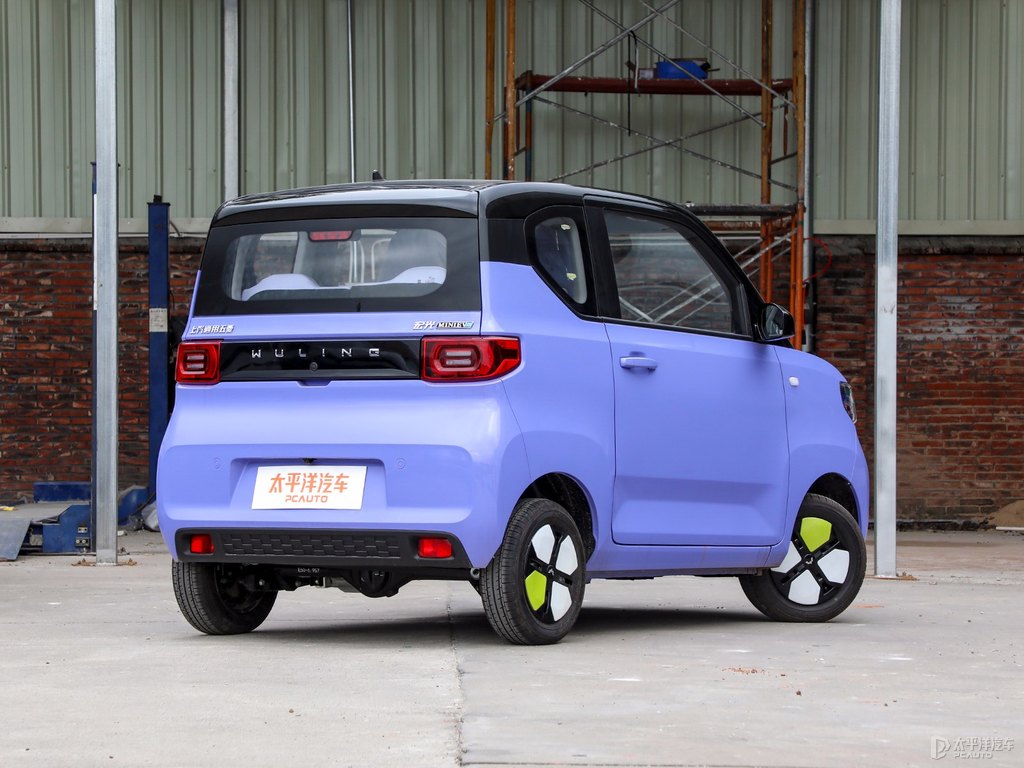 黑色+薰衣草紫宏光MINIEV整車外觀外觀圖片