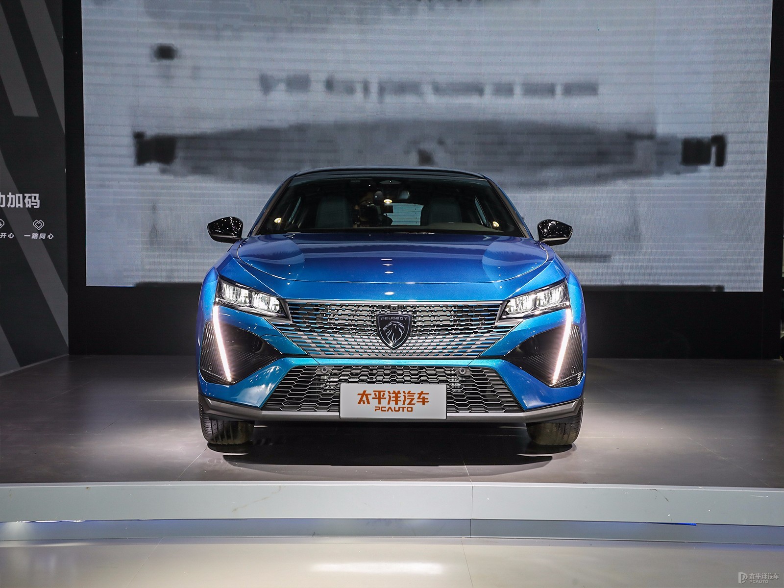 標(biāo)致408X外觀高清大圖