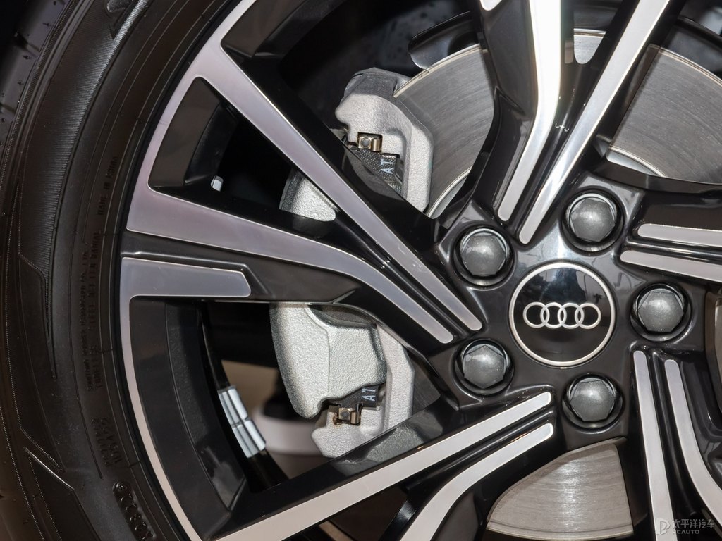 冰川白奧迪Q3 Sportback細(xì)節(jié)其它細(xì)節(jié)圖片
