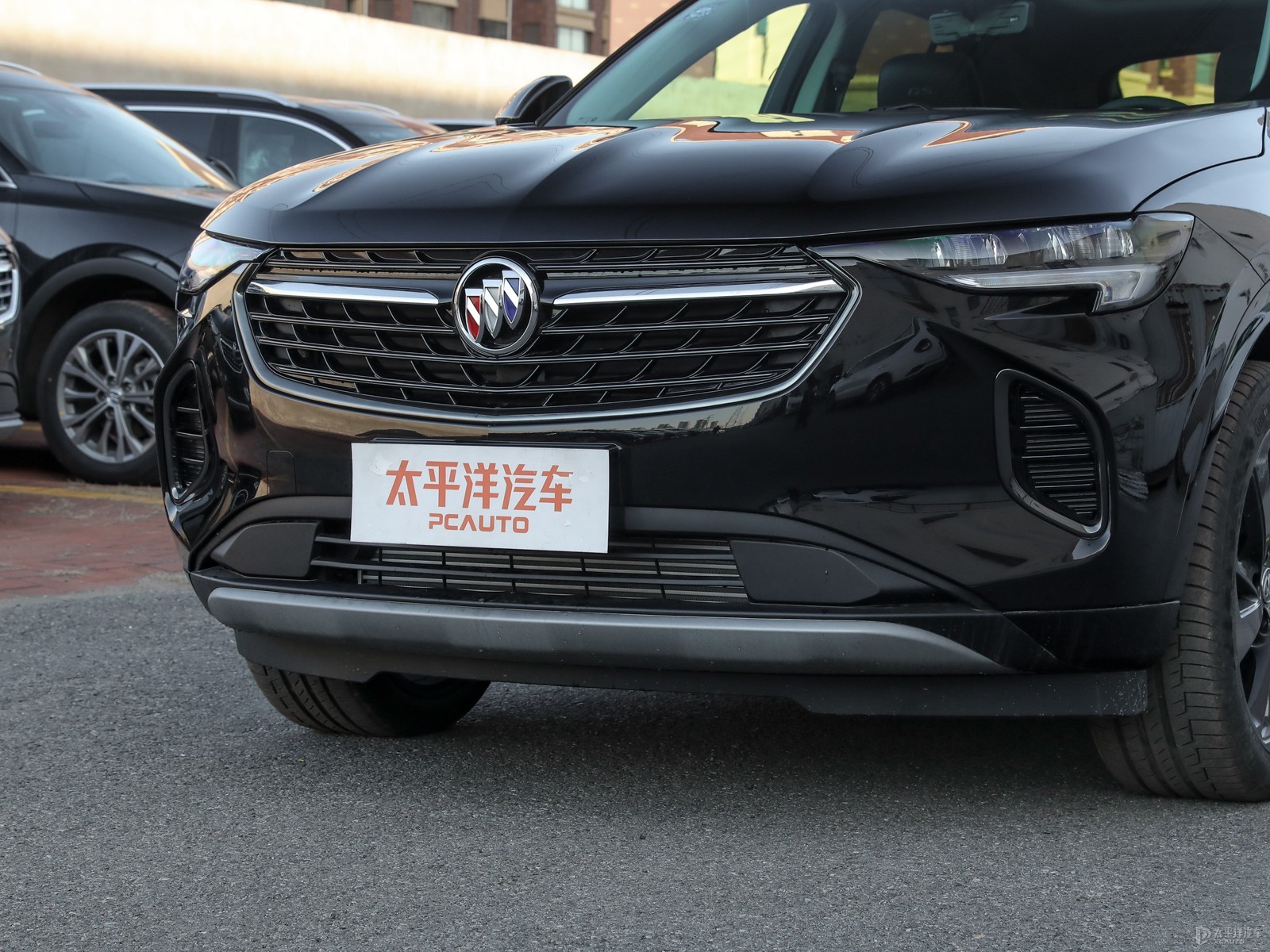 昂科威外觀高清大圖