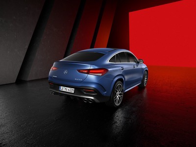 GLE 轎跑SUV AMG和攬勝，哪個更適合你的預算