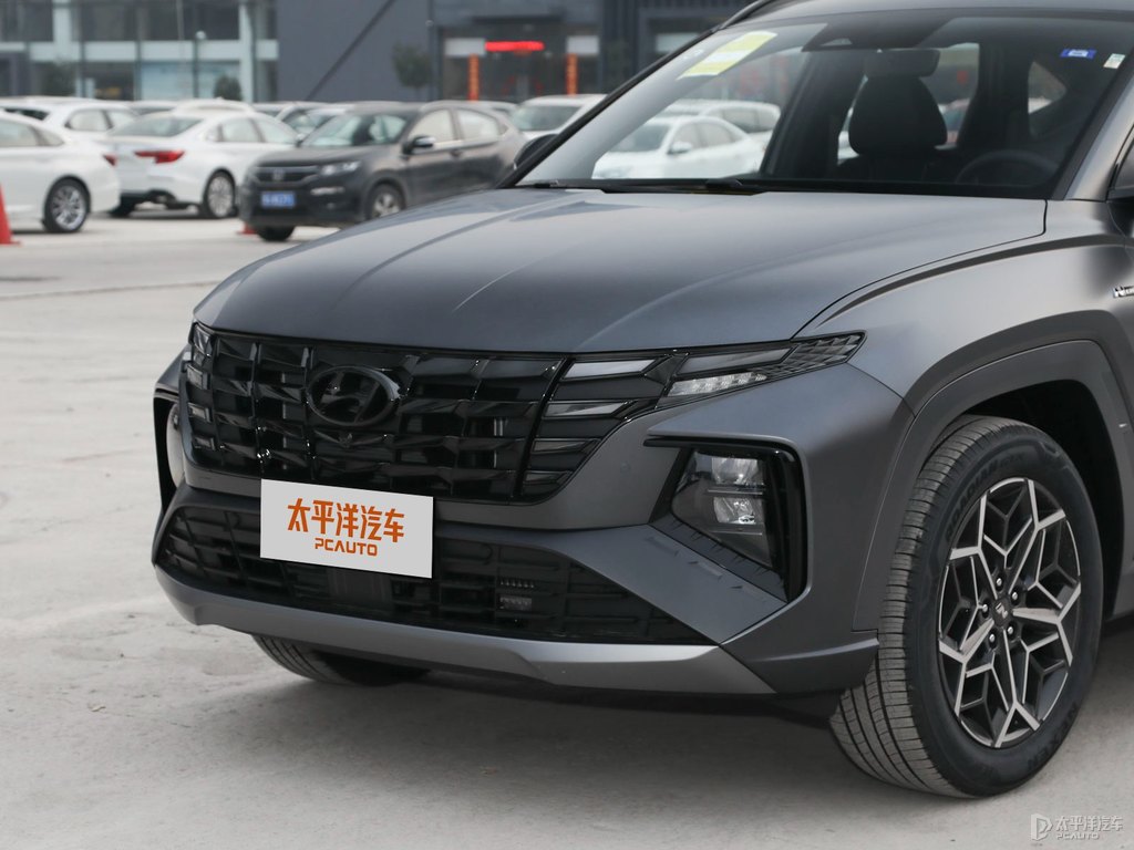 墨云灰途勝L車(chē)頭外觀(guān)圖片