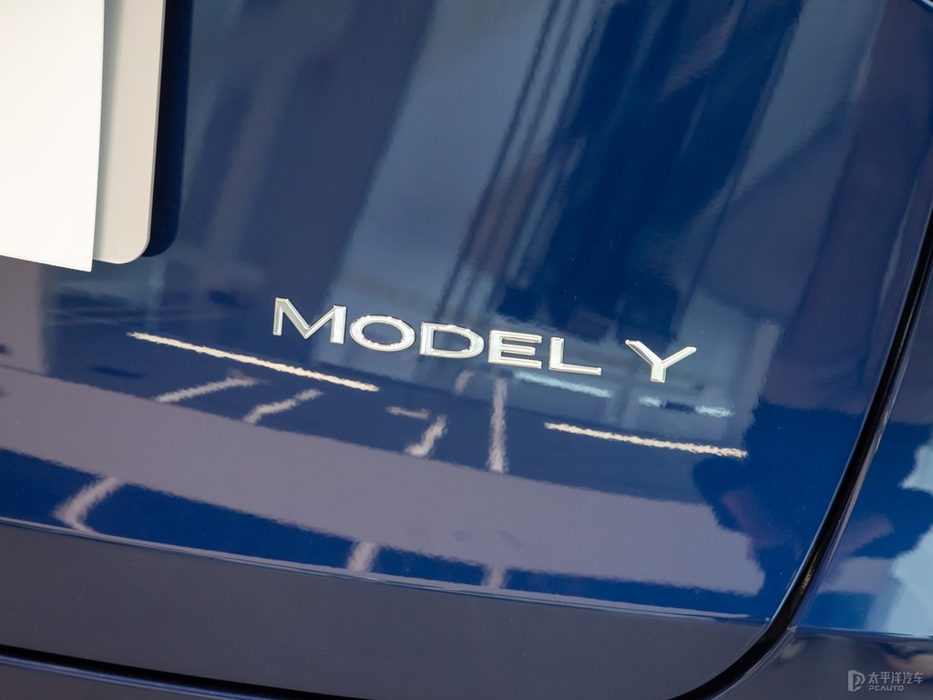 {Model Y܇β^DƬ
