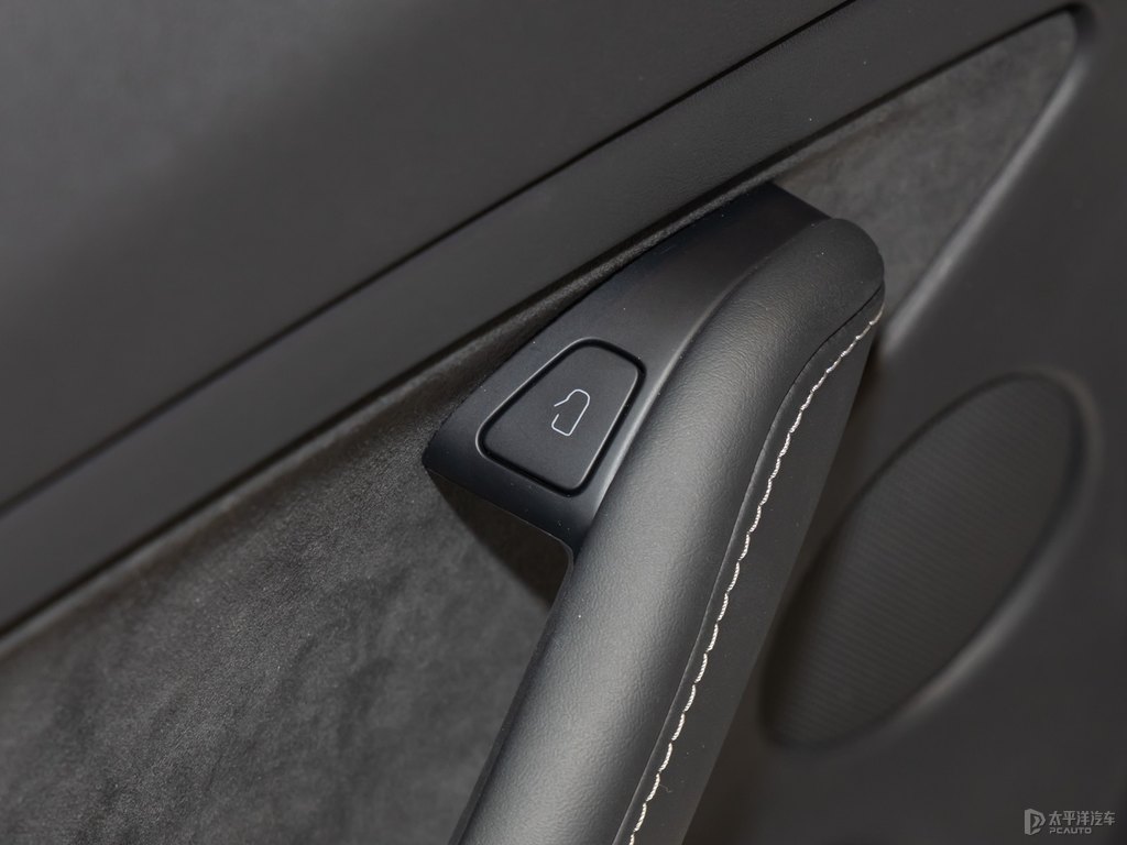 Model 3܇(ni)DƬ