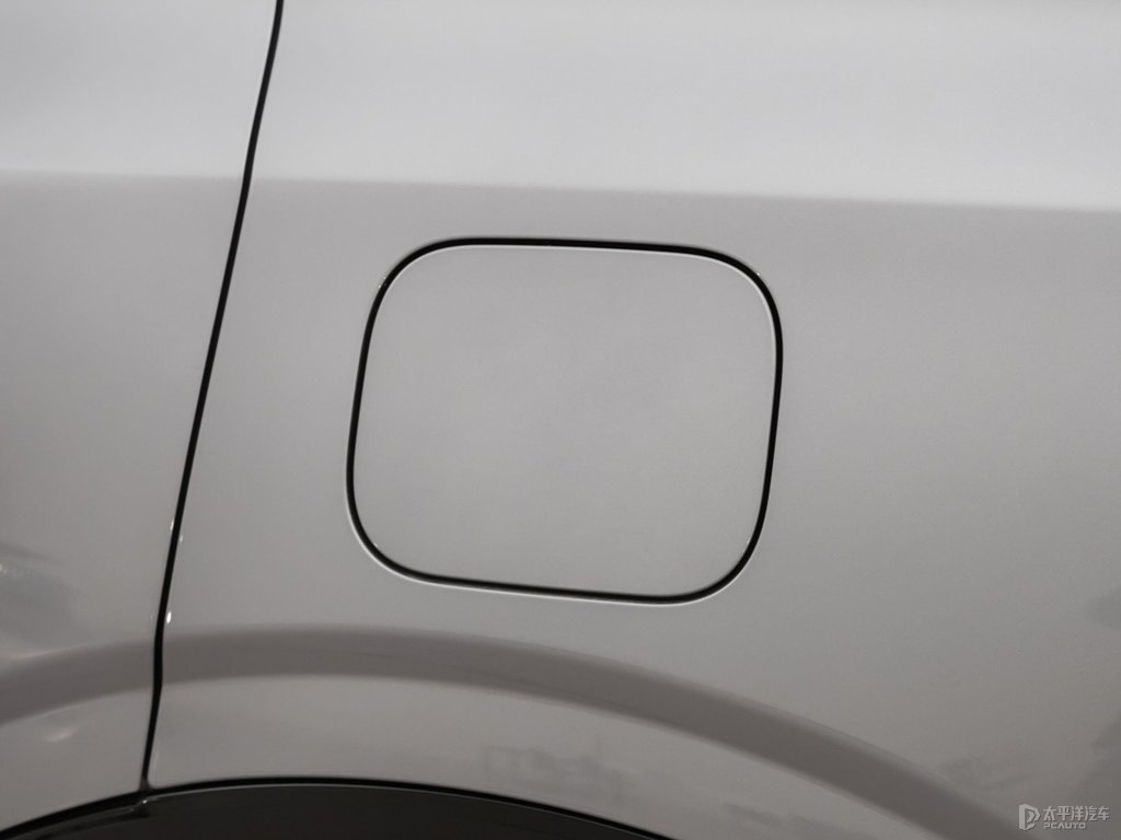 星空灰銳界L車身外觀圖片