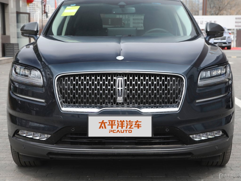 深邃藍航海家車頭外觀圖片