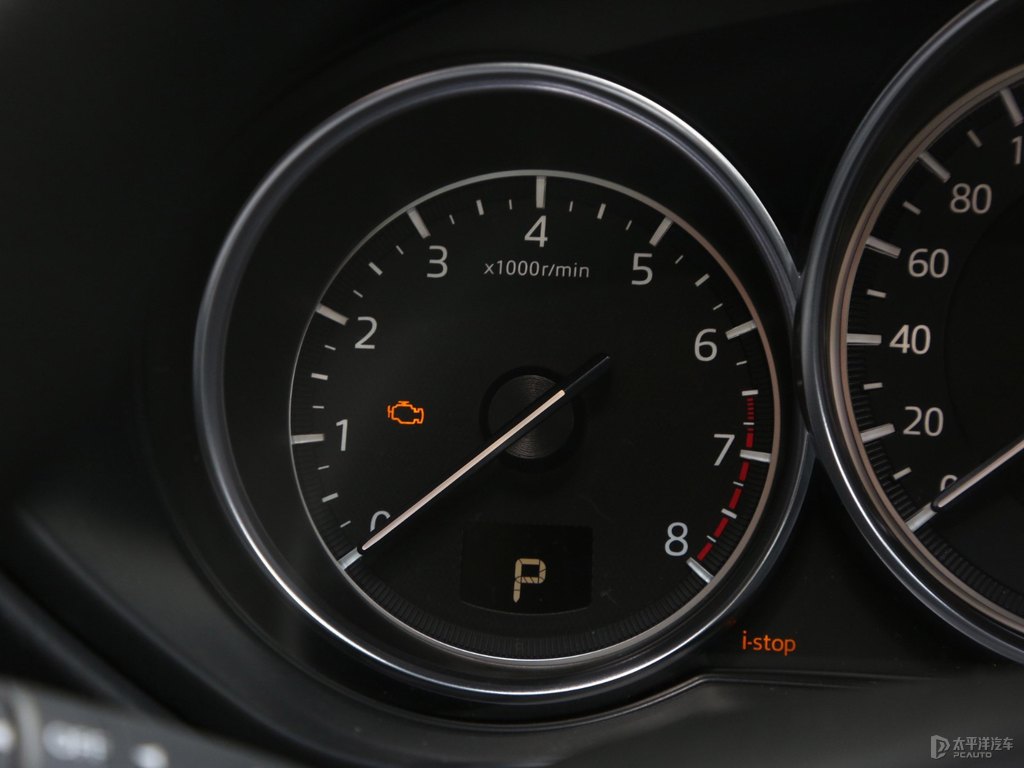 珠光白馬自達(dá)CX-5中控內(nèi)飾圖片
