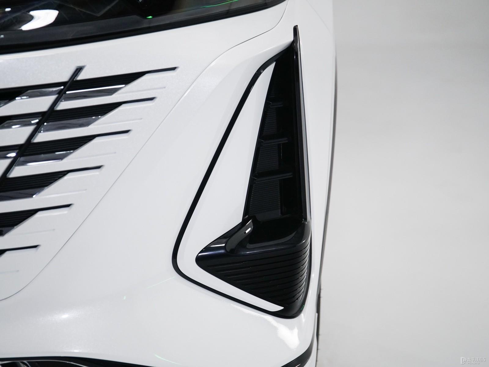 長(zhǎng)安CS75 PLUS 智電iDD外觀高清大圖