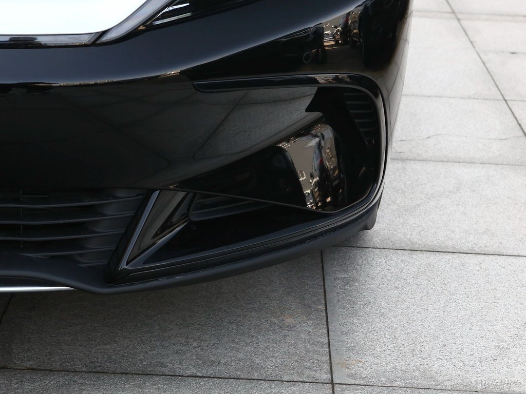 玄空黑漢車頭外觀圖片