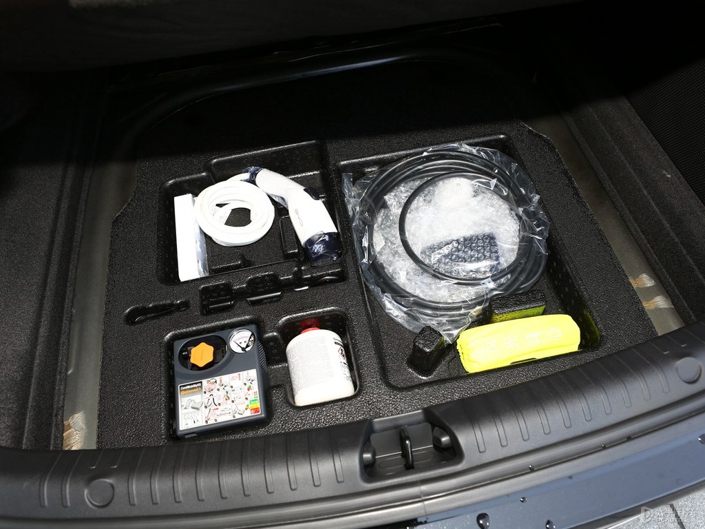 玄空黑漢后備廂空間圖片