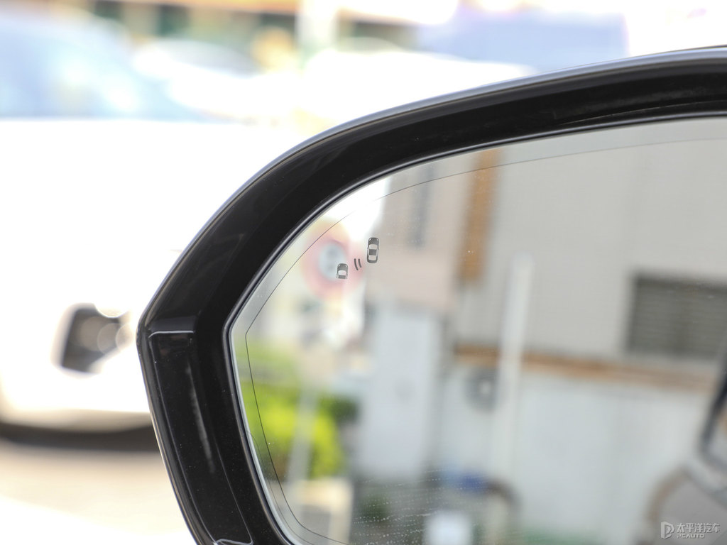 瀚金黑冒險家車身外觀圖片