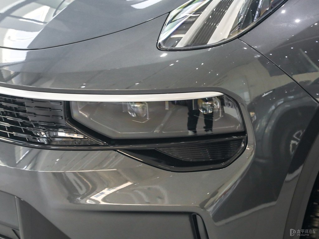暮云灰領(lǐng)克01車頭外觀圖片