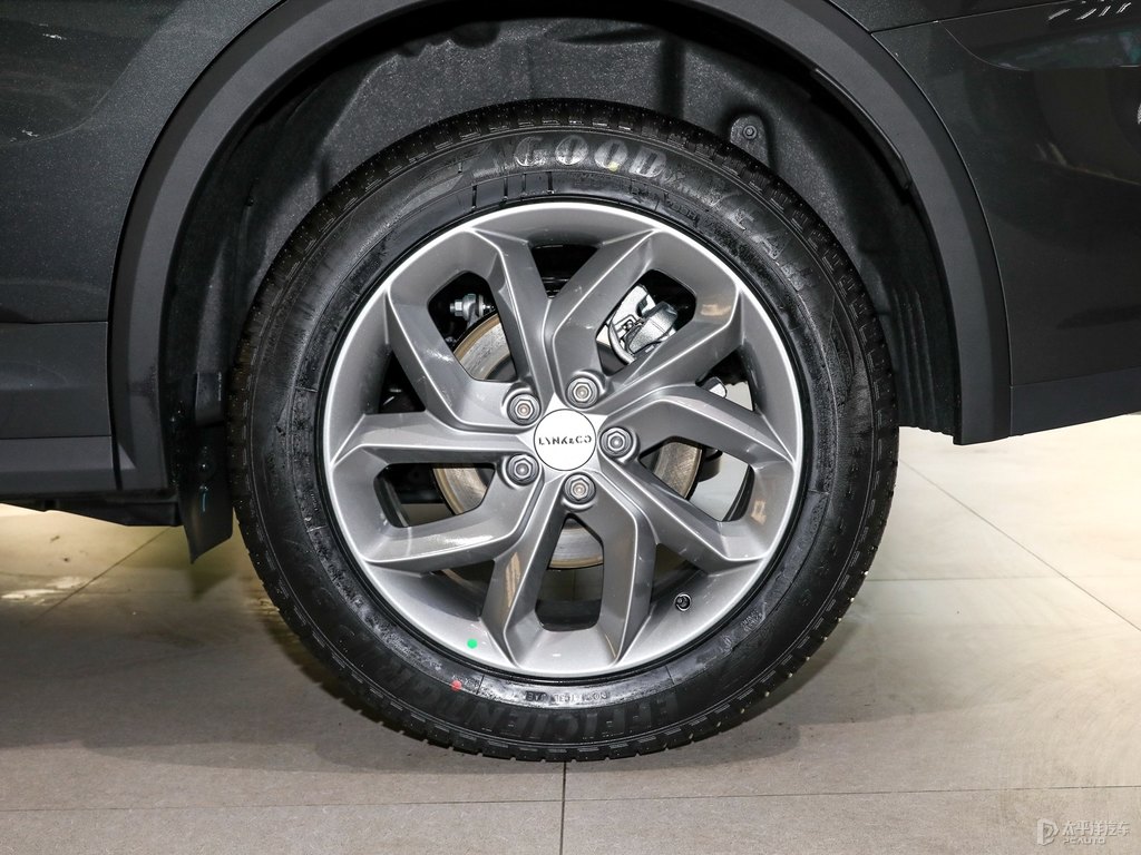 暮云灰領(lǐng)克01車身外觀圖片