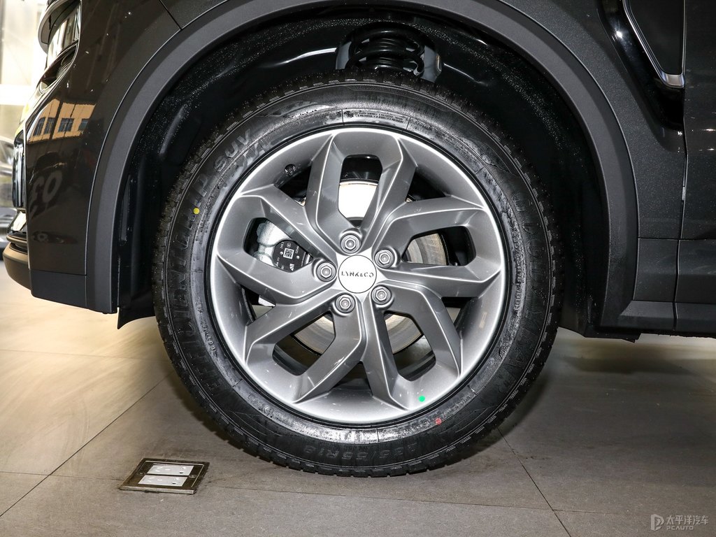 暮云灰領(lǐng)克01車身外觀圖片