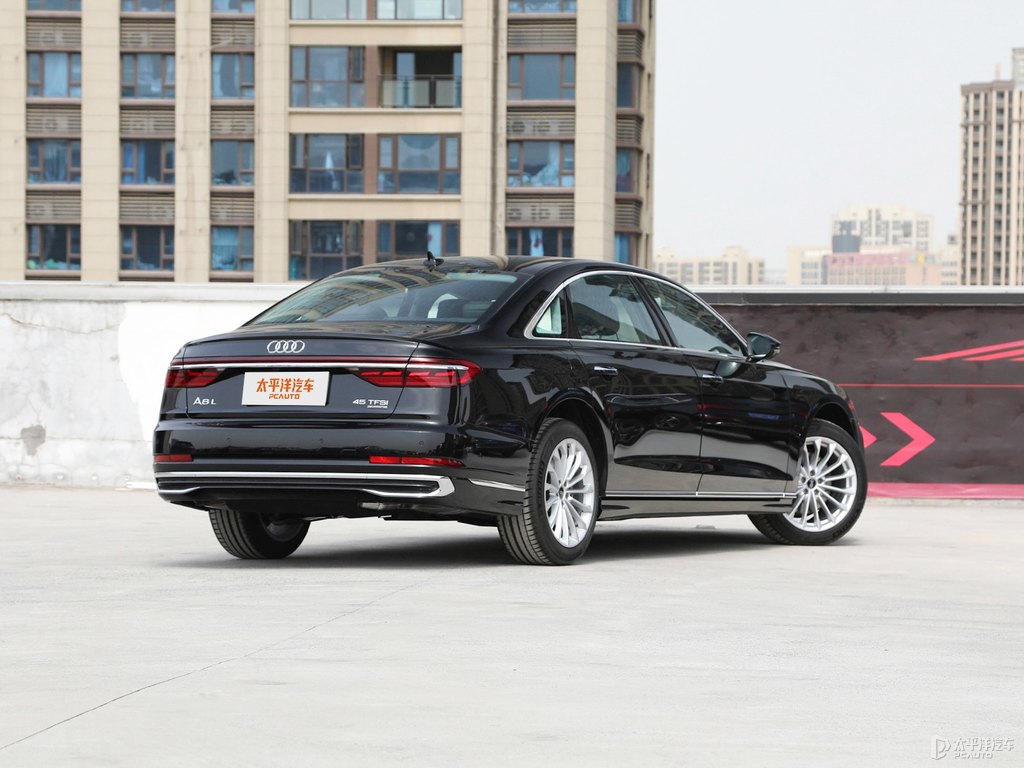 傳奇黑奧迪A8L整車外觀外觀圖片
