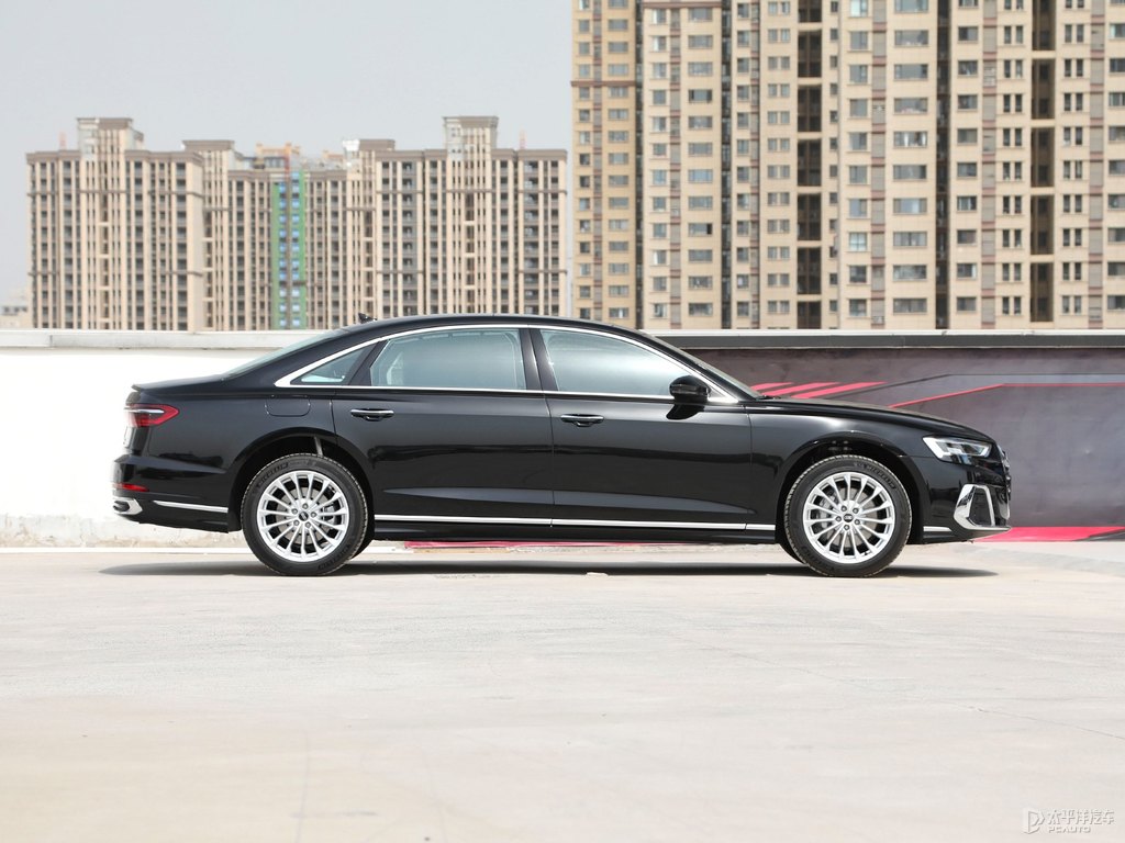 傳奇黑奧迪A8L整車外觀外觀圖片