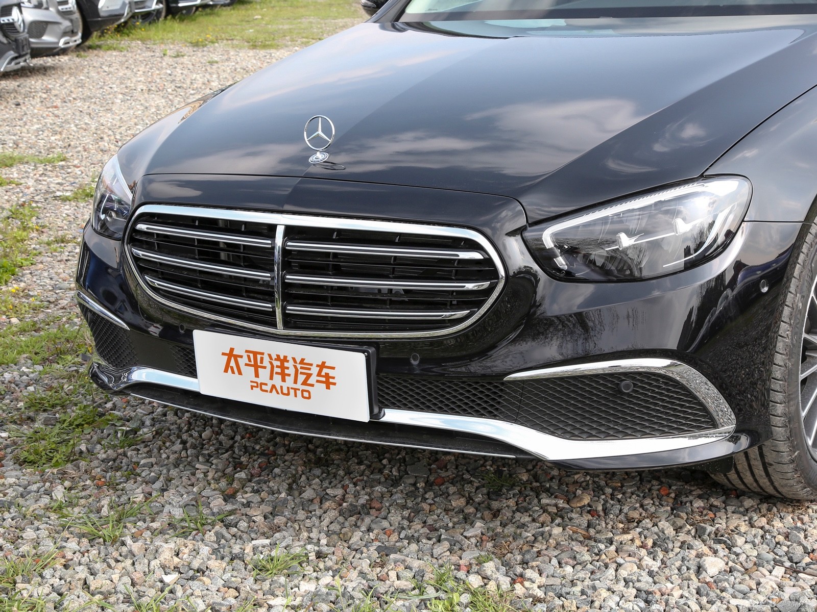 奔馳E級外觀高清大圖
