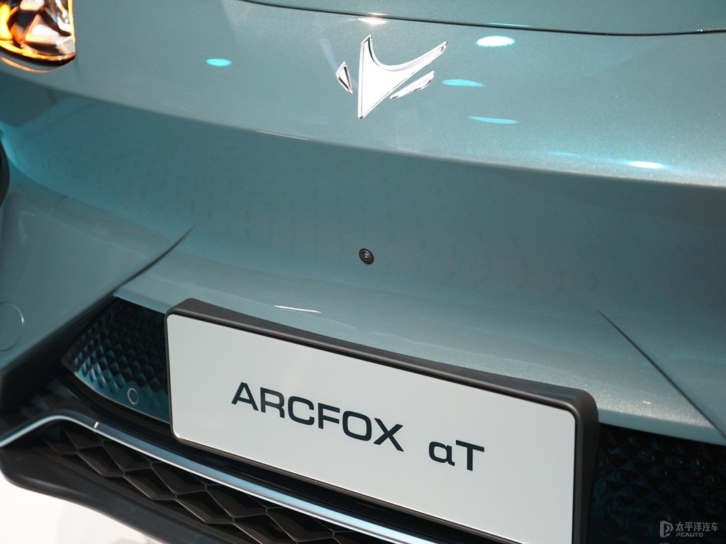 O T(ARCFOX T)DƬ