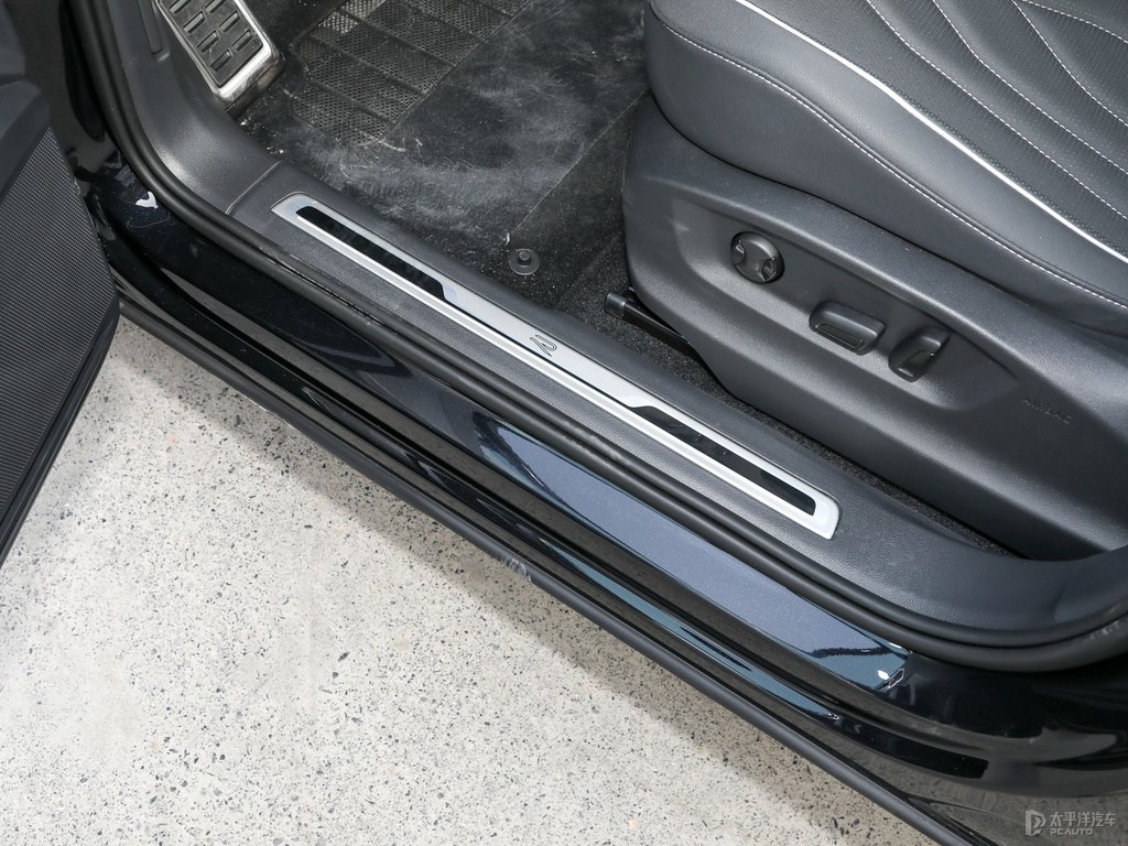 玄武黑途觀L車廂內(nèi)飾圖片