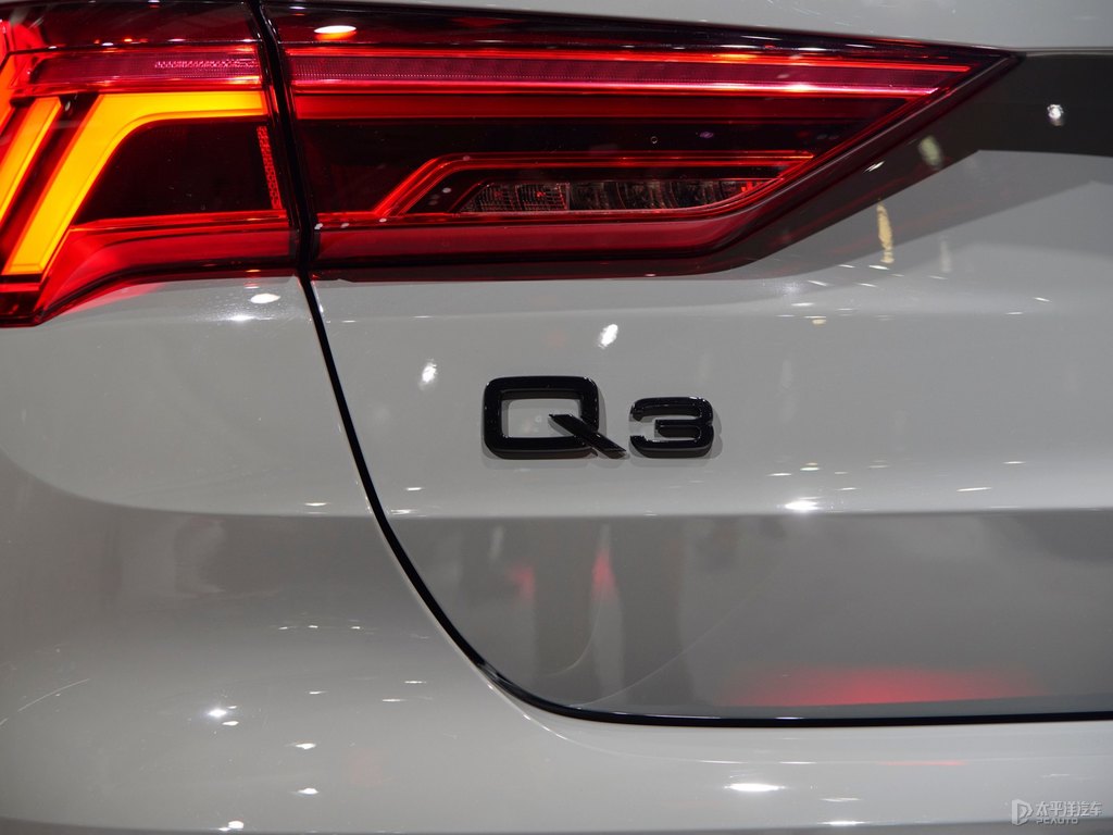 奧迪Q3圖片