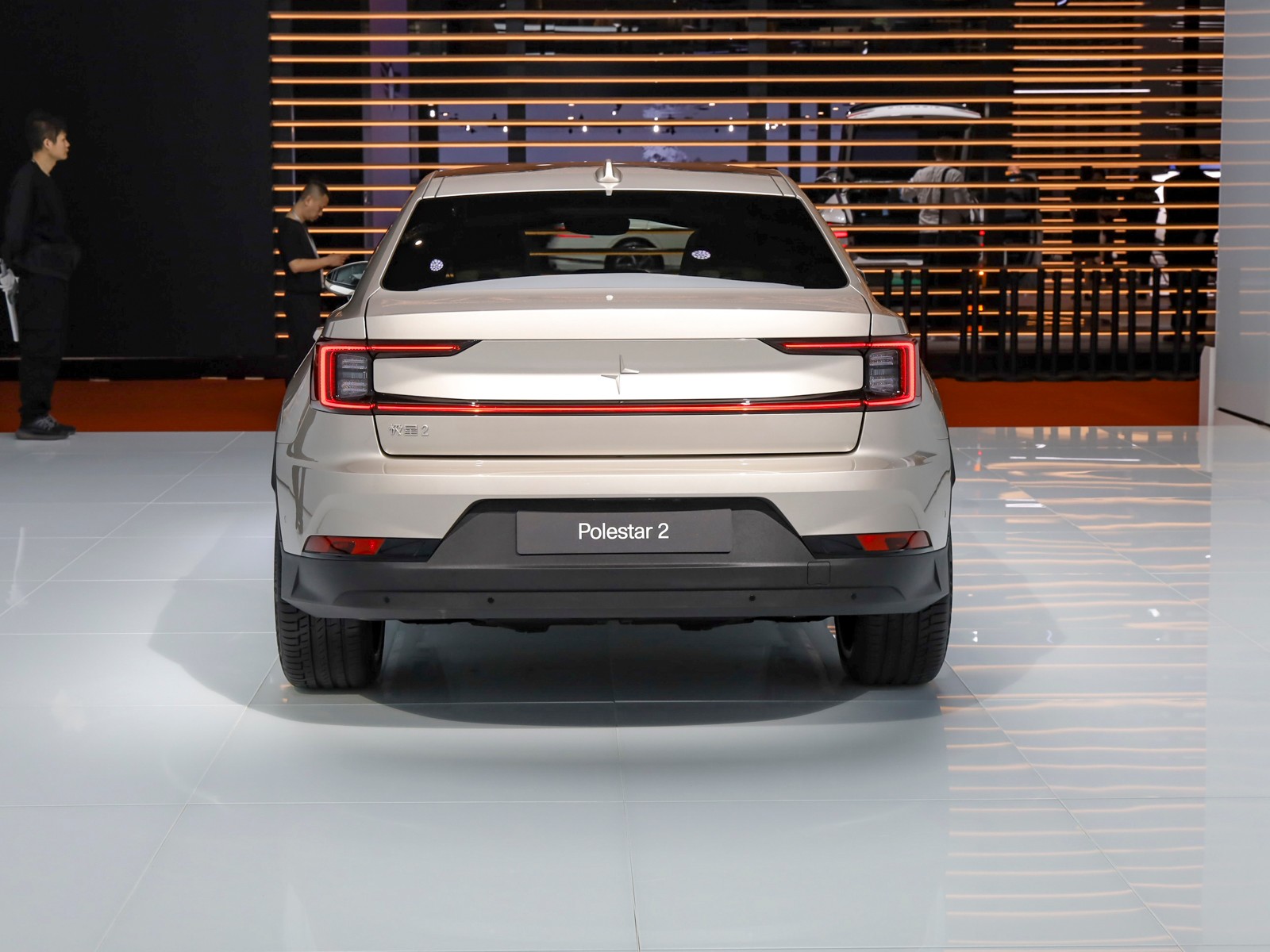 Polestar 2車展高清大圖