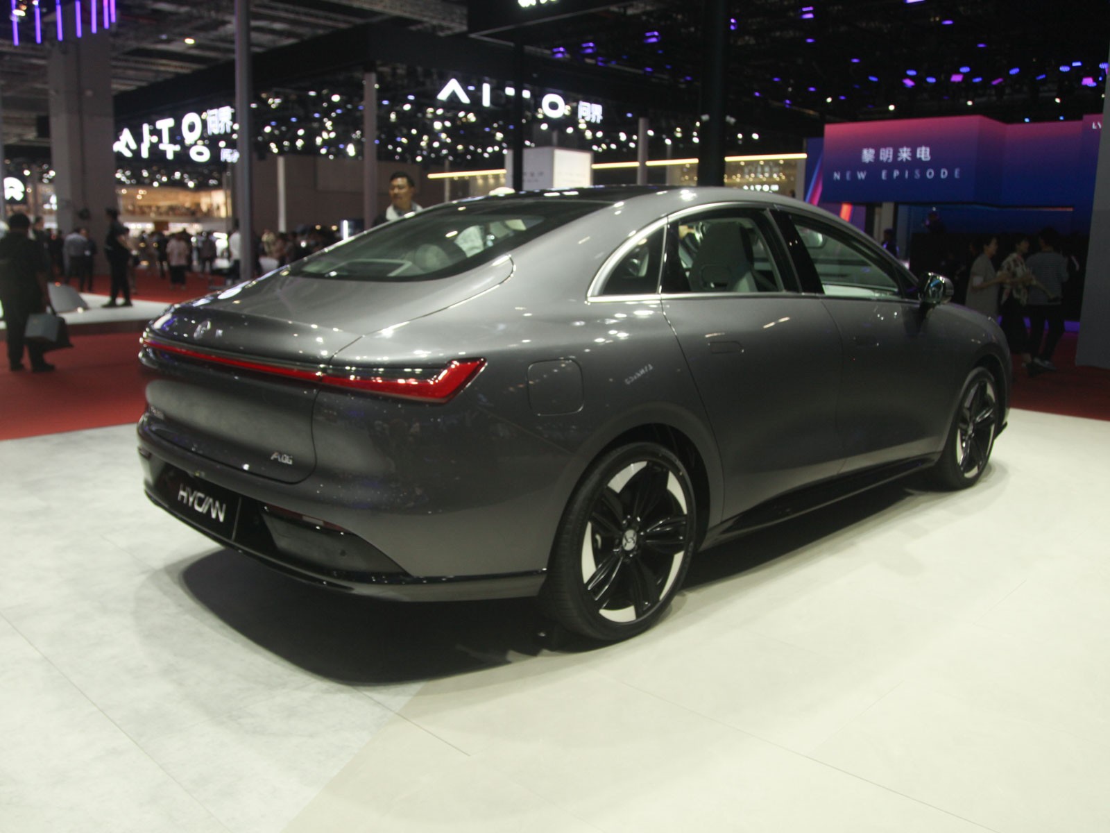 合創(chuàng)A06車展高清大圖