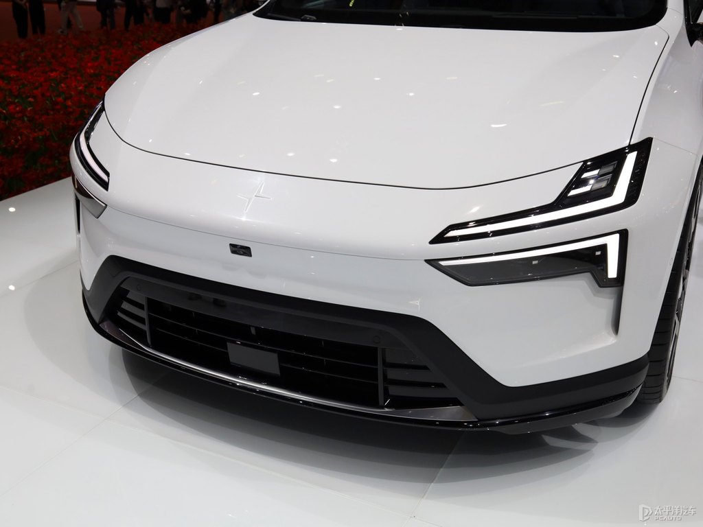 Polestar 4DƬ