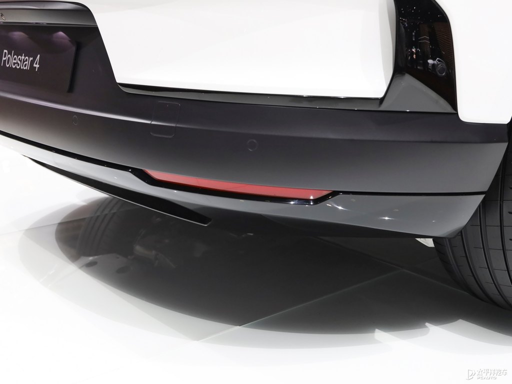 Polestar 4DƬ