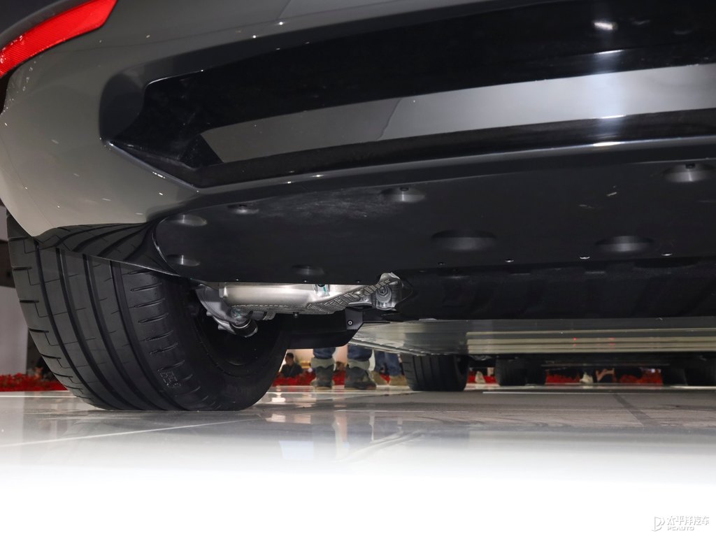 Polestar 4DƬ