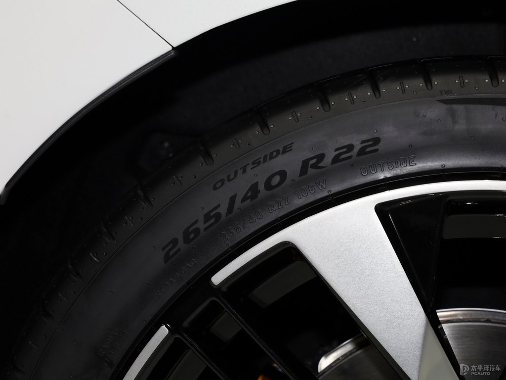 Polestar 4DƬ