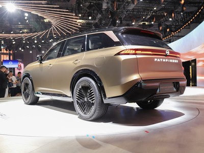 日產(chǎn)Pathfinder(進(jìn)口)外觀實(shí)拍圖