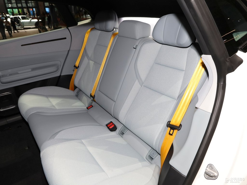 Polestar 4΃(ni)DƬ