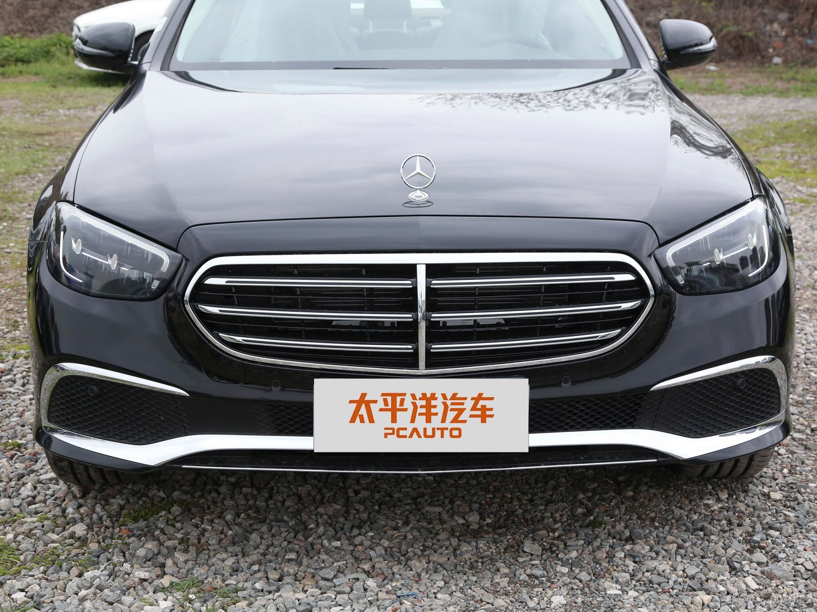 奔馳E級外觀高清大圖