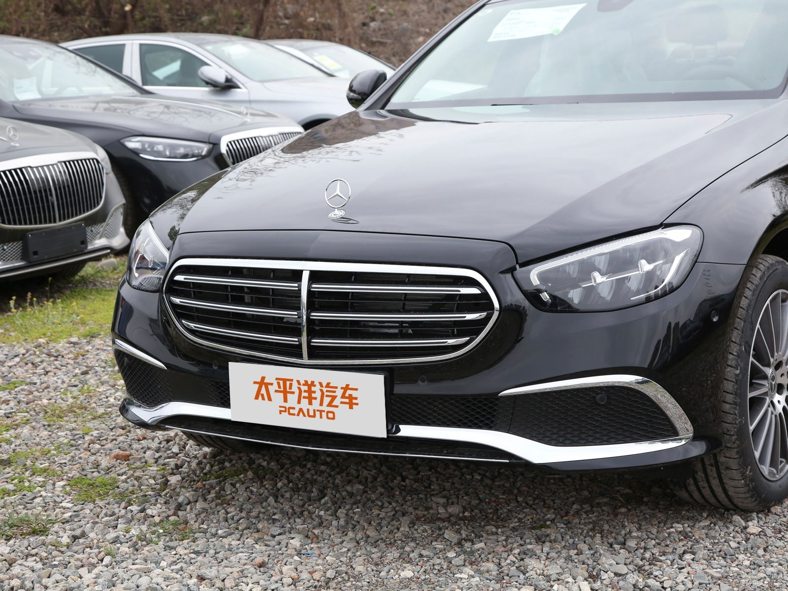奔馳E級(jí)外觀高清大圖