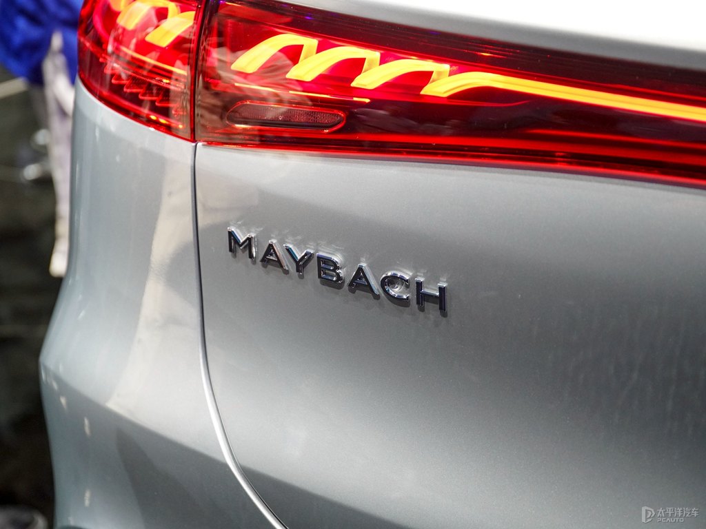~ͺEQS SUV܇β^DƬ