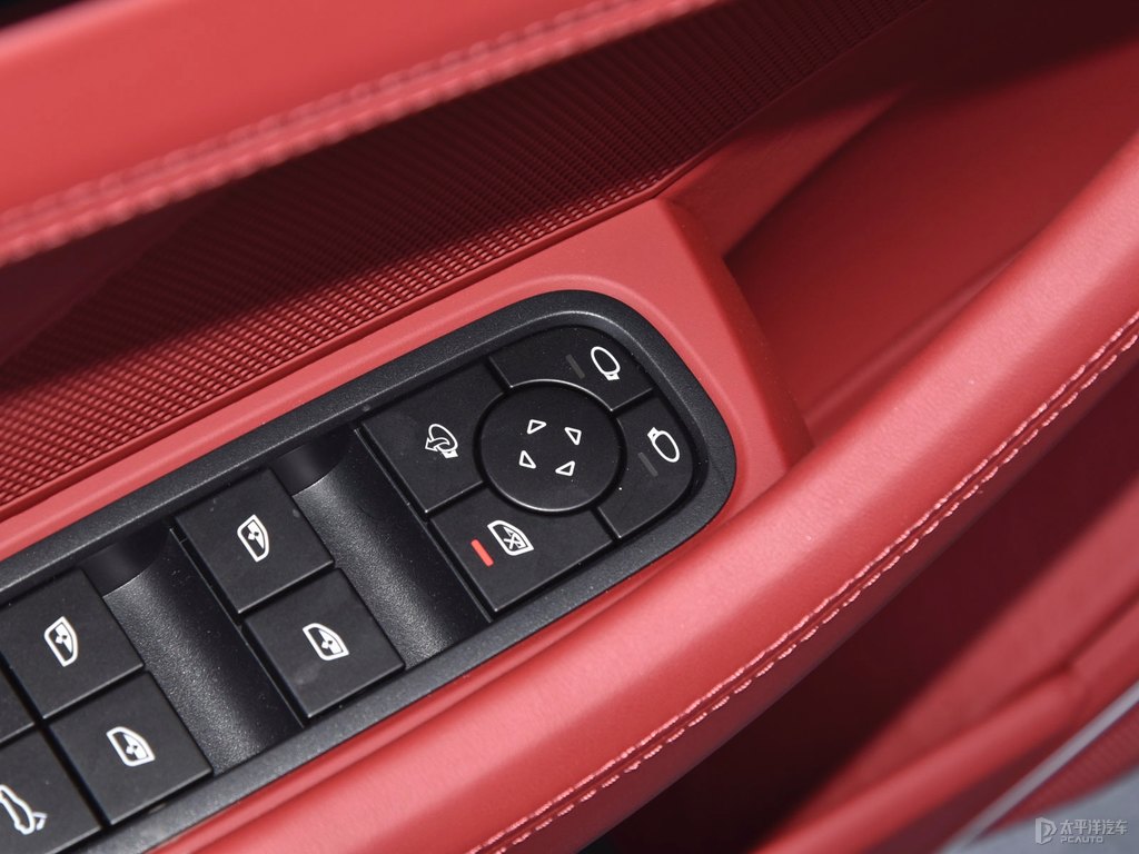 Panamera܇(ni)DƬ