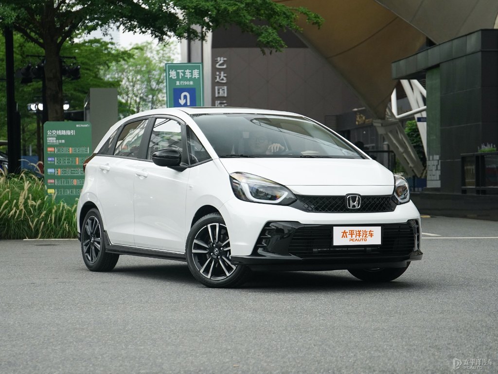 星月白飛度整車外觀外觀圖片