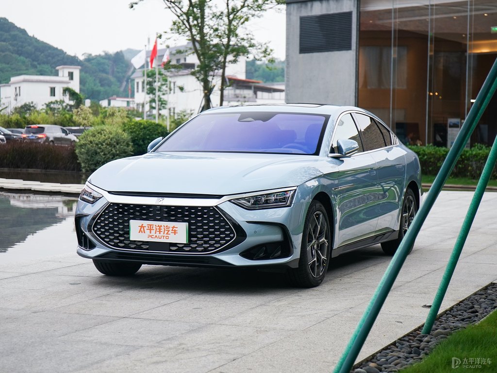 冰川藍(lán)漢整車外觀外觀圖片
