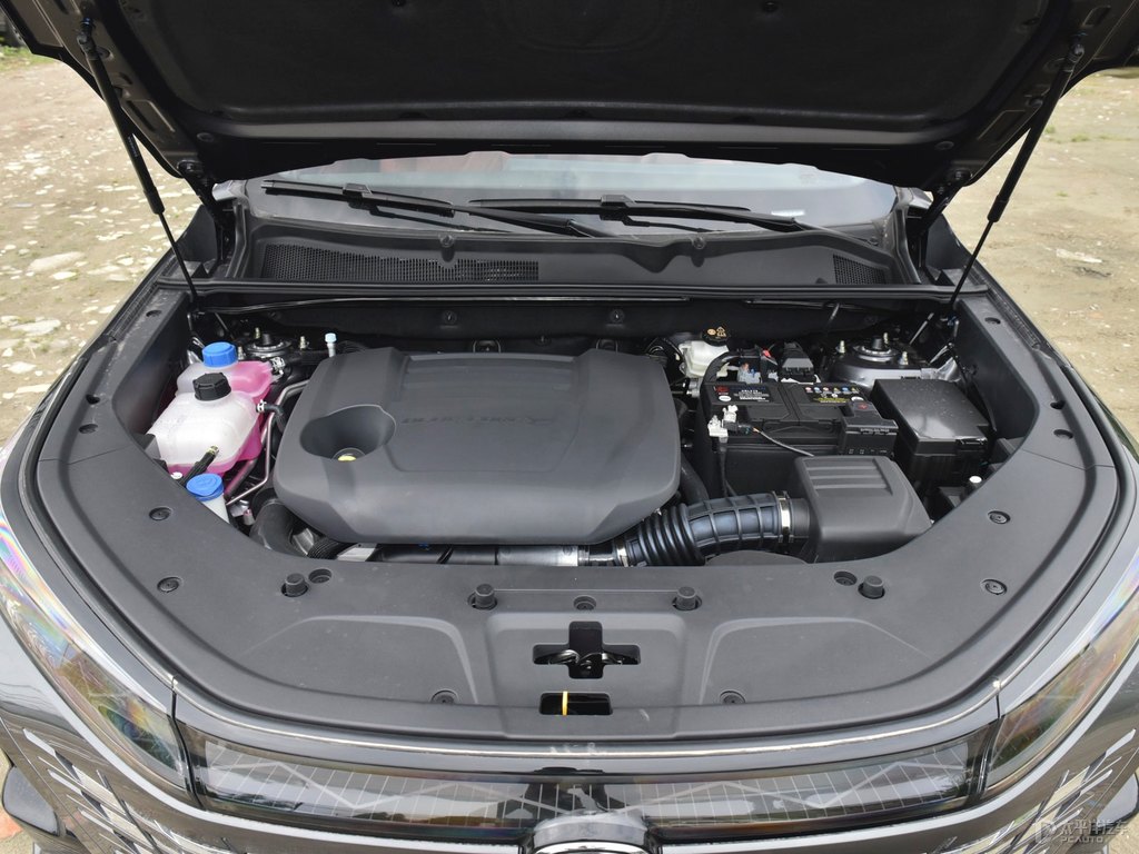 安第斯灰長安CS75 PLUS發(fā)動機(jī)其它細(xì)節(jié)圖片