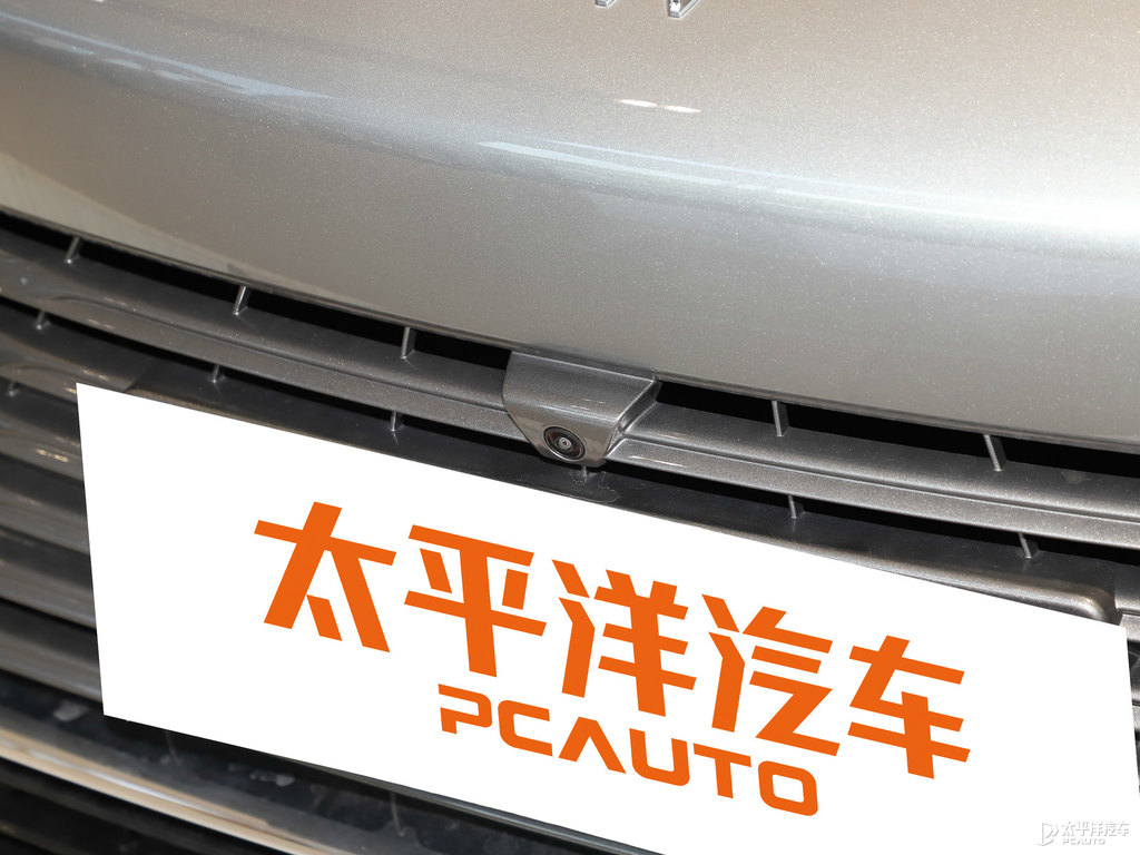 坦銀君越車頭外觀圖片