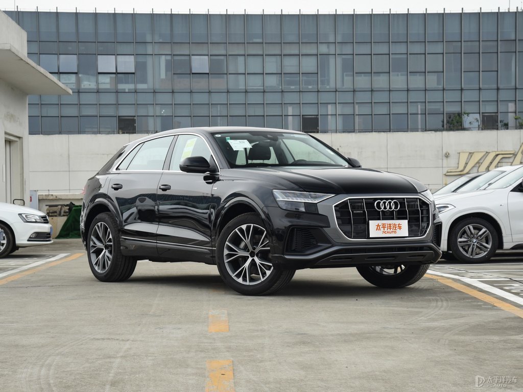 傳奇黑奧迪Q8整車外觀外觀圖片