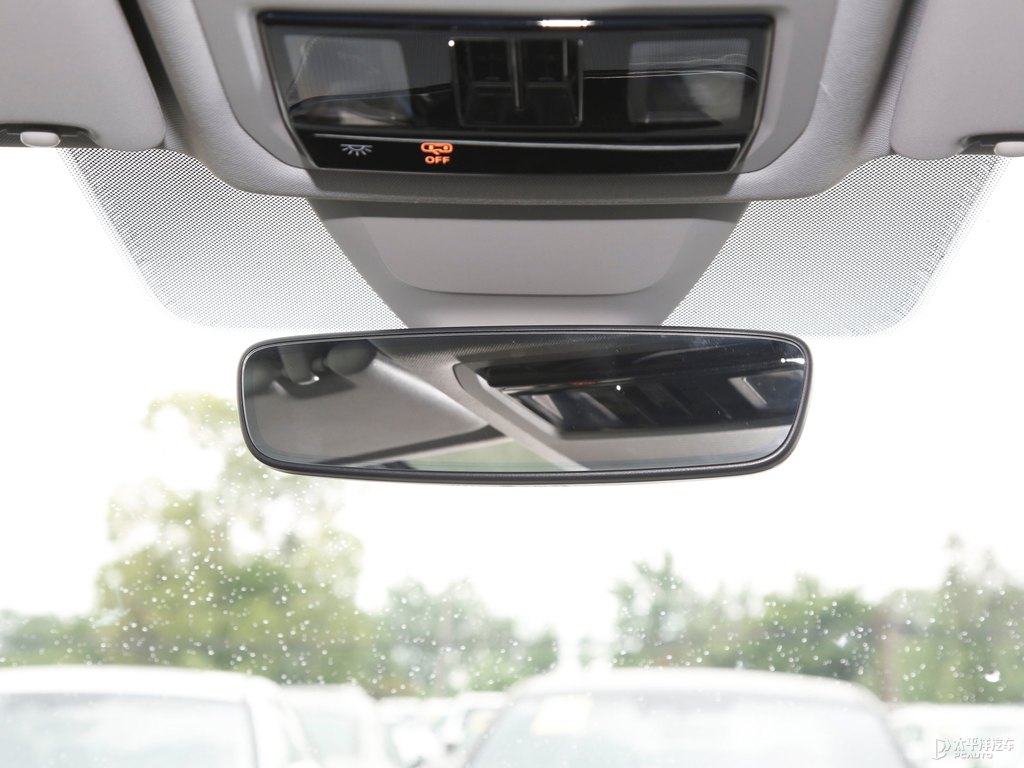 玄武黑途昂車廂內(nèi)飾圖片
