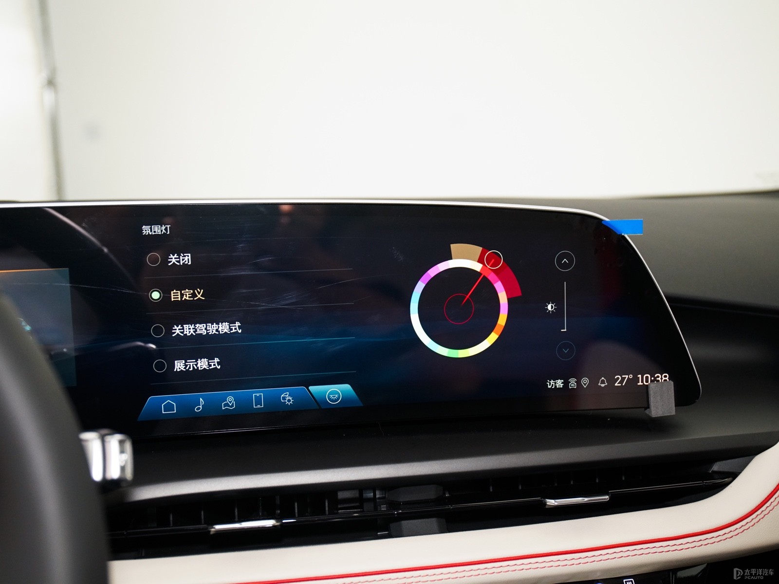 凱迪拉克GT4內(nèi)飾高清大圖