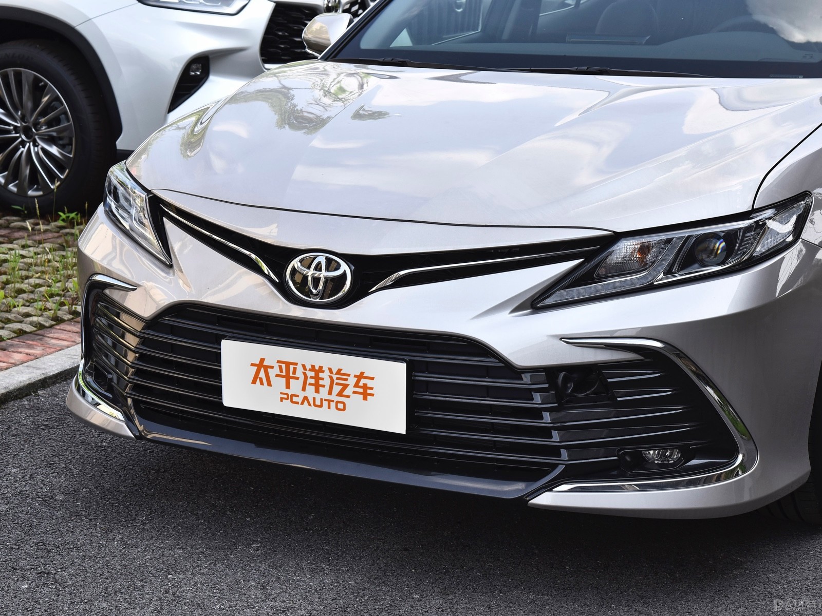 凱美瑞外觀高清大圖