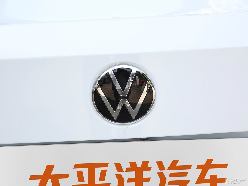開(kāi)場(chǎng)白朗逸車(chē)尾外觀圖片